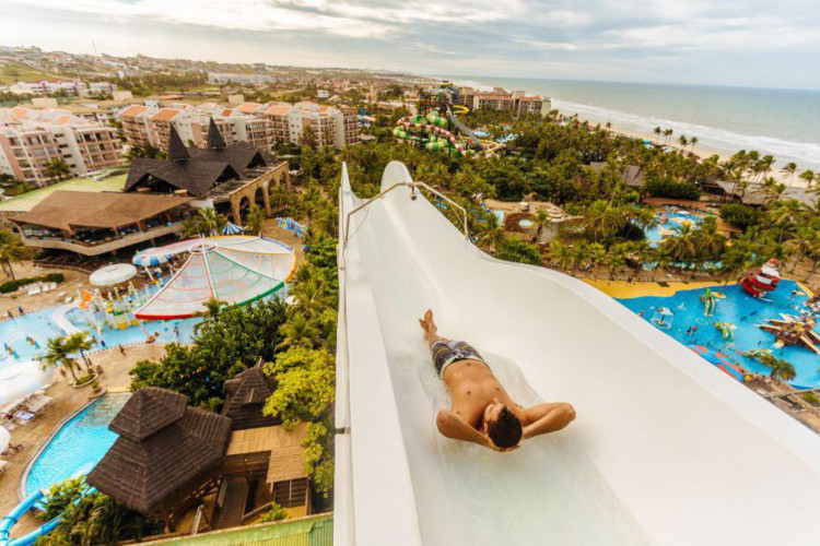 FB023EA2-05F3-462A-90B4-6B7230A69E1D