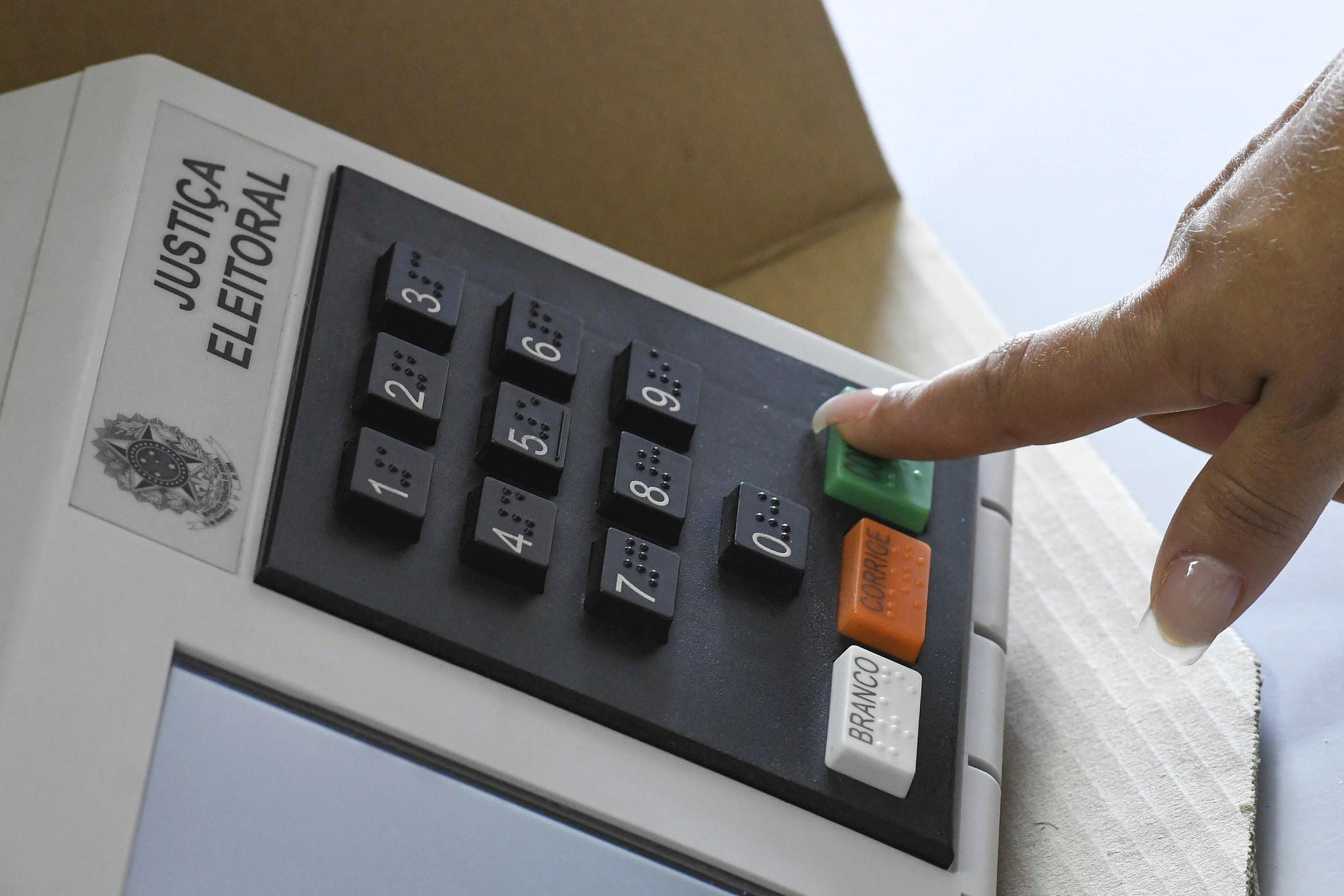 771F0156-FFDD-4038-BE4B-C83775A13B53