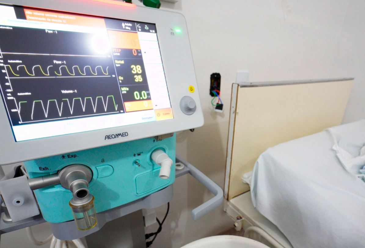 3F0B3E34-30BB-4D28-90A4-8D30B2040FAB