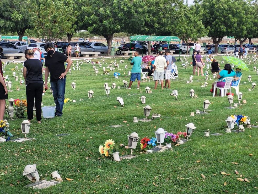 909CF523-4193-48DB-81B1-403573908D80