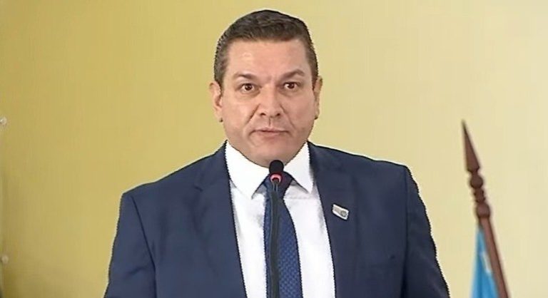 0BA36E0F-BD19-47E4-8A2B-F866245A0748
