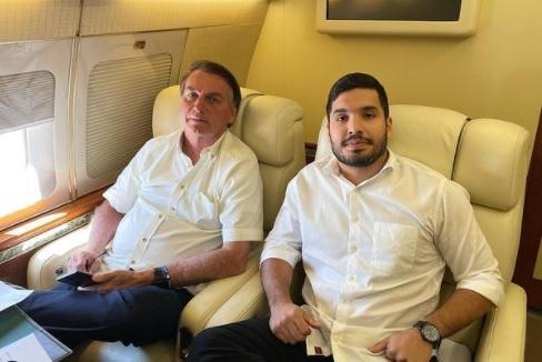 Andre-Fernandes-e-Bolsonaro