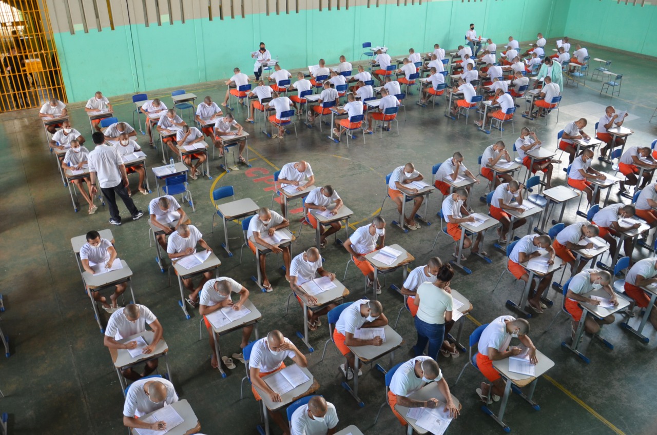 Mais-de-mil-internos-no-Ceara-vao-receber-certificado-de-conclusao-do-Ensino-Fundamental-e-Medio