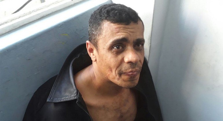 agressor-bolsonaro-12092018170108234