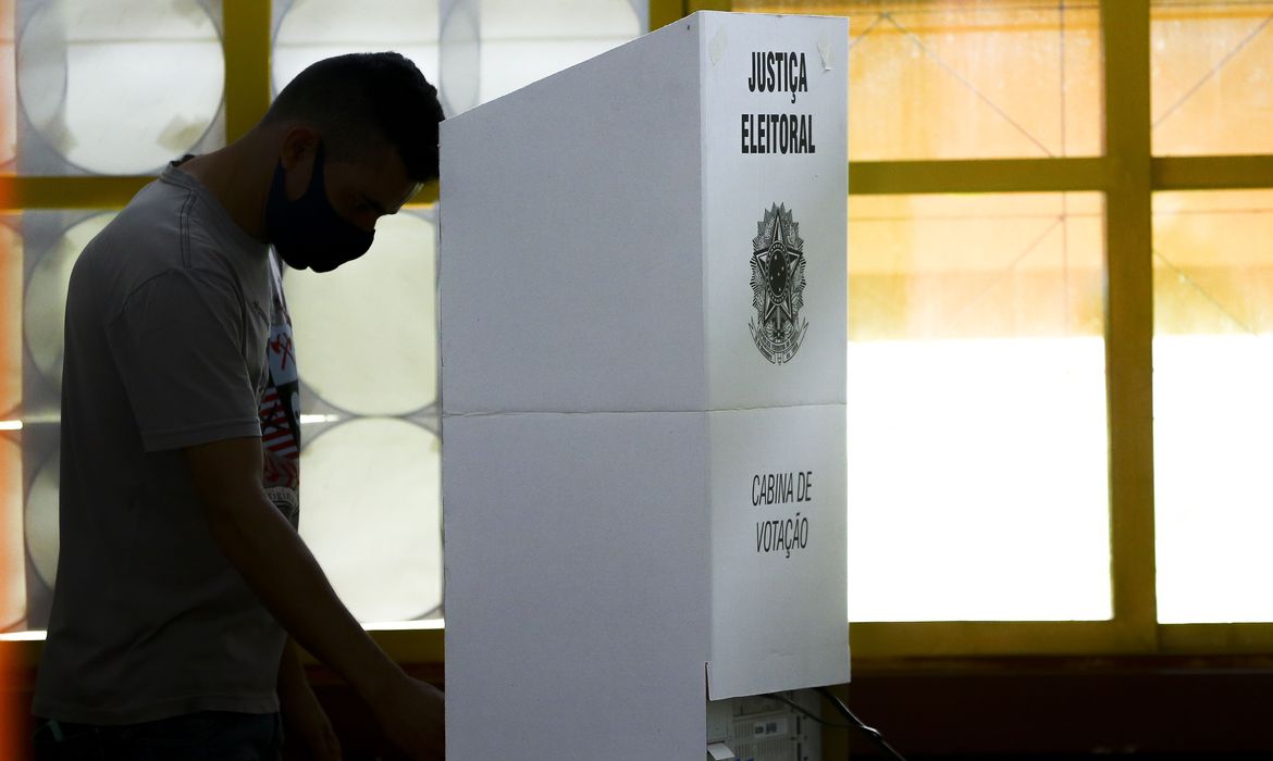 Cidadao-comum-pode-monitorar-eleicoes