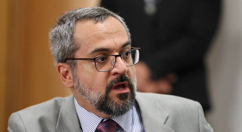 presidencia-abraham-weintraub-1500-18062020145602459