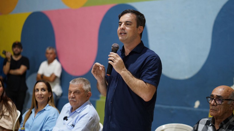1_capitao_wagner_em_evento_com_correligionarios-19302766