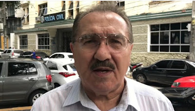 6FFA79F0-7B5A-4FF4-AD06-D555A01BDA6B