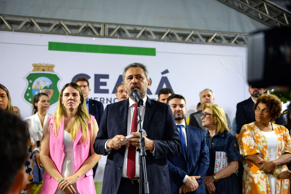 Governo-do-Ceara-inaugura-Delegacia-de-Repressao-aos-Crimes-por-Discriminacao-Racial-Religiosa-ou-Orientacao-Sexual-1200x801-1