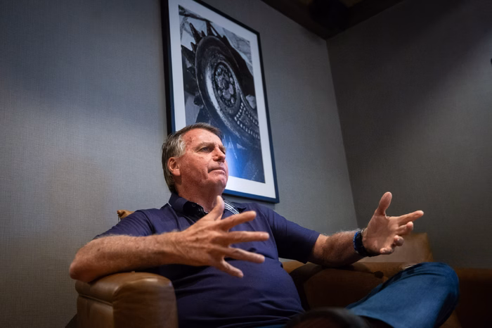 ex-presidente-da-repuCC81blica-Jair-Messias-Bolsonaro-concede-entrevista-exclusiva-ao-colunista-do-MetroCC81poles-Igor-Gadelha-7.jpg