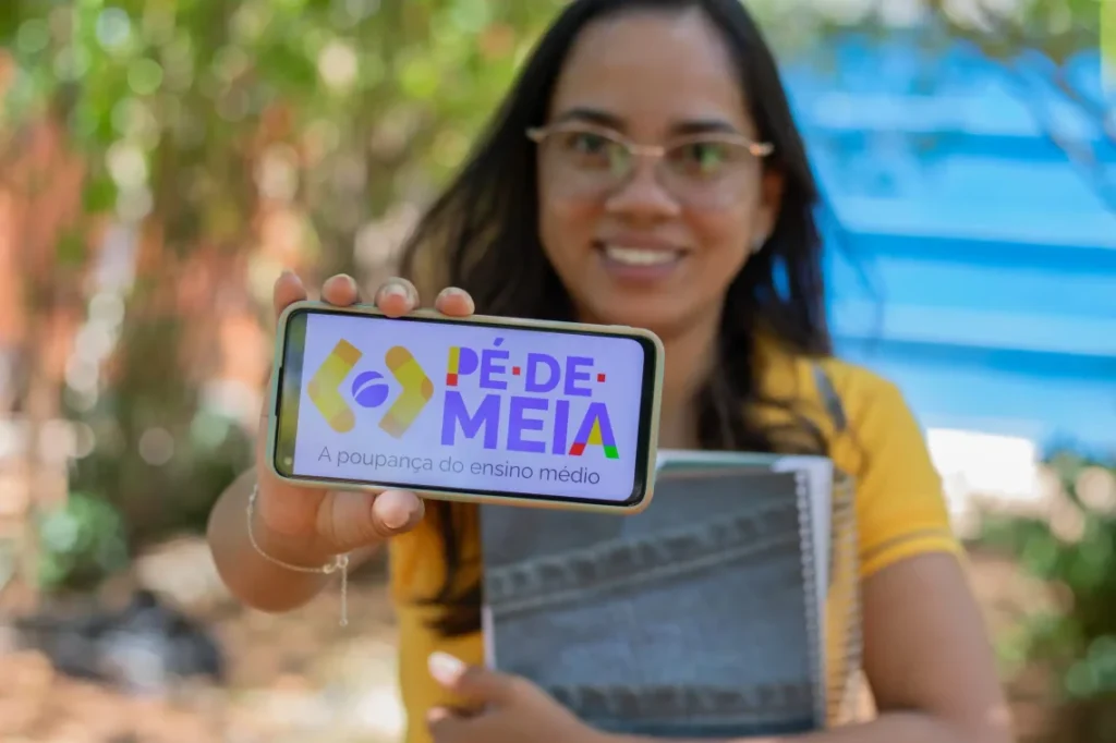 Lista-do-Pe-de-Meia-e-revelada-veja-se-voce-recebe-scaled-1-1140x760-1