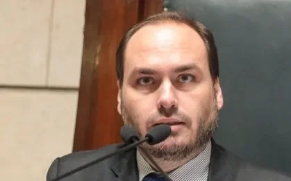 carlosbolsonaro3-e1690037397577.jpg