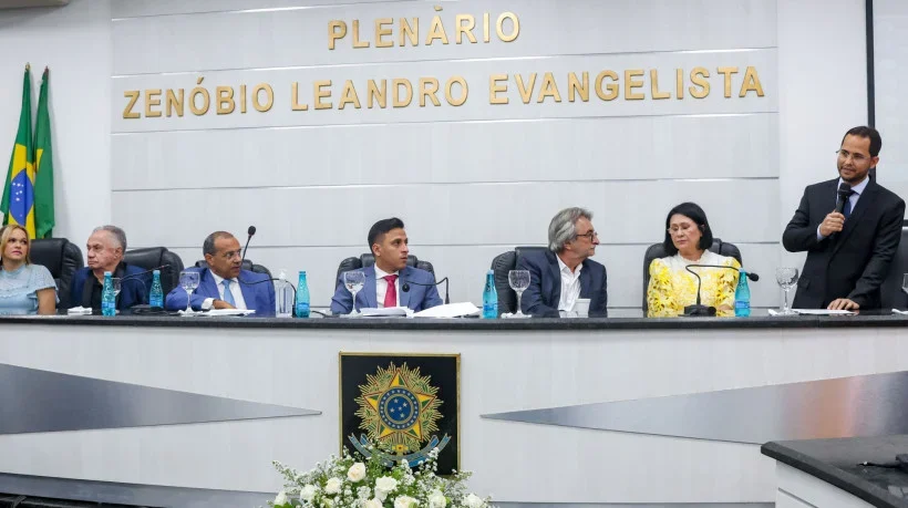 1__posse_prefeito_do_eusebio__16-32154377.jpg