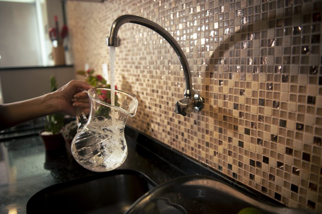 AGUA_TORNEIRA_1-scaled-1