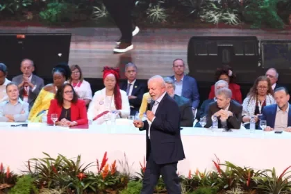 Lula-Congresso-PCdoB.jpeg
