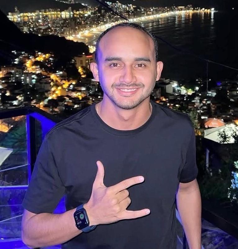 b0f2f712-6c7f-412e-9dca-d34b0d47b21e