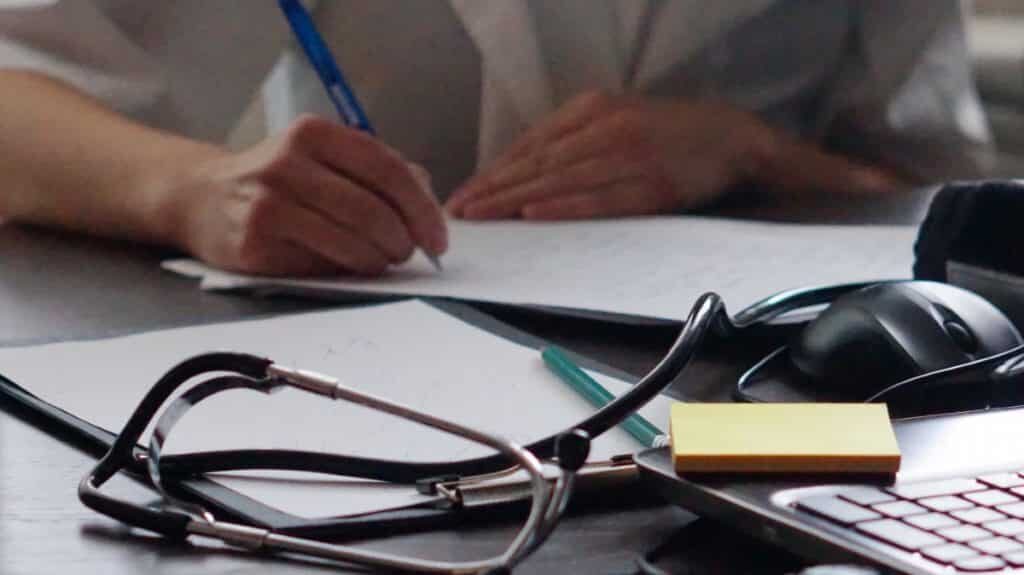 medico-leopoldplatz-berlin-Mrt-ultraschall-Rheuma-Sprechstunde-Diagnose-1024x575-1