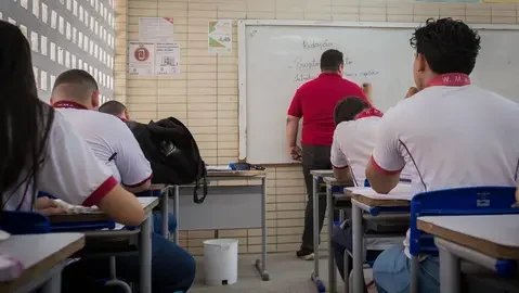 professor%20rede%20estadual%20cear%C3%A1%20sal%C3%A1rio%20dv