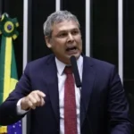 Deputado_Lindbergh_Farias_PT_RJ_lider_do_PT_na_Camara_Divulgacao_Vinicius_Loures_Camara_dos_Deputados_98977ace67_4123b6a4bf