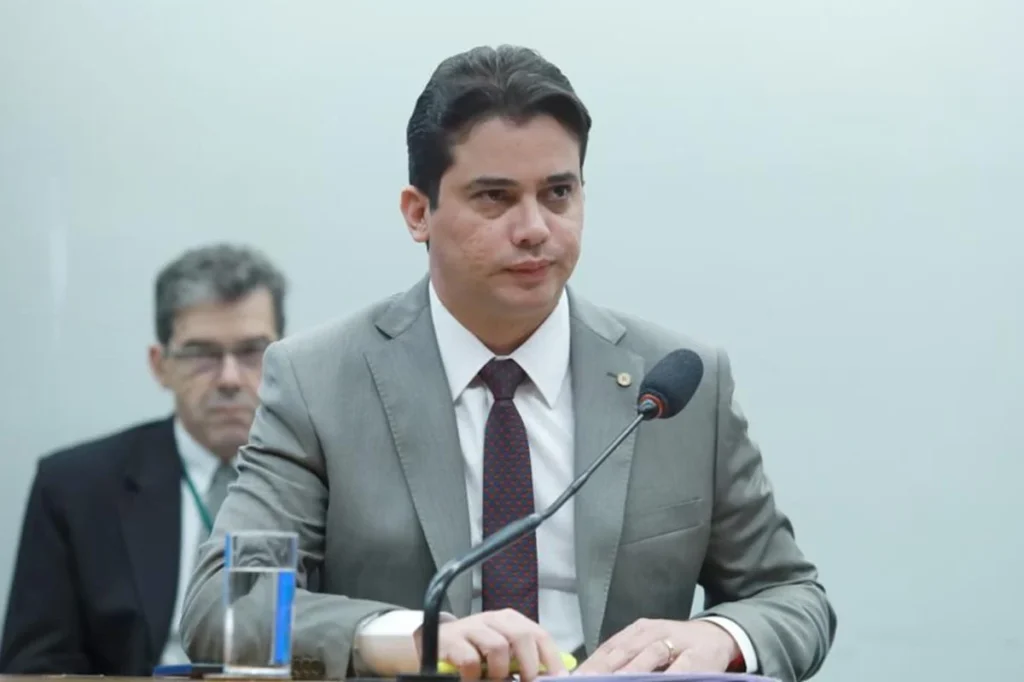 deputado-Junior-Mano.jpg