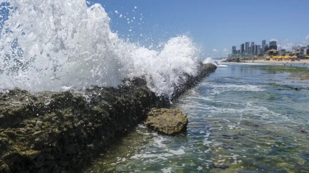 1_litoral_recife-41027078
