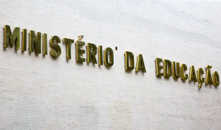 mec-.png