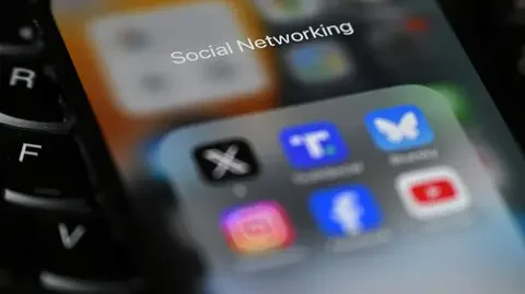 redes%20sociais